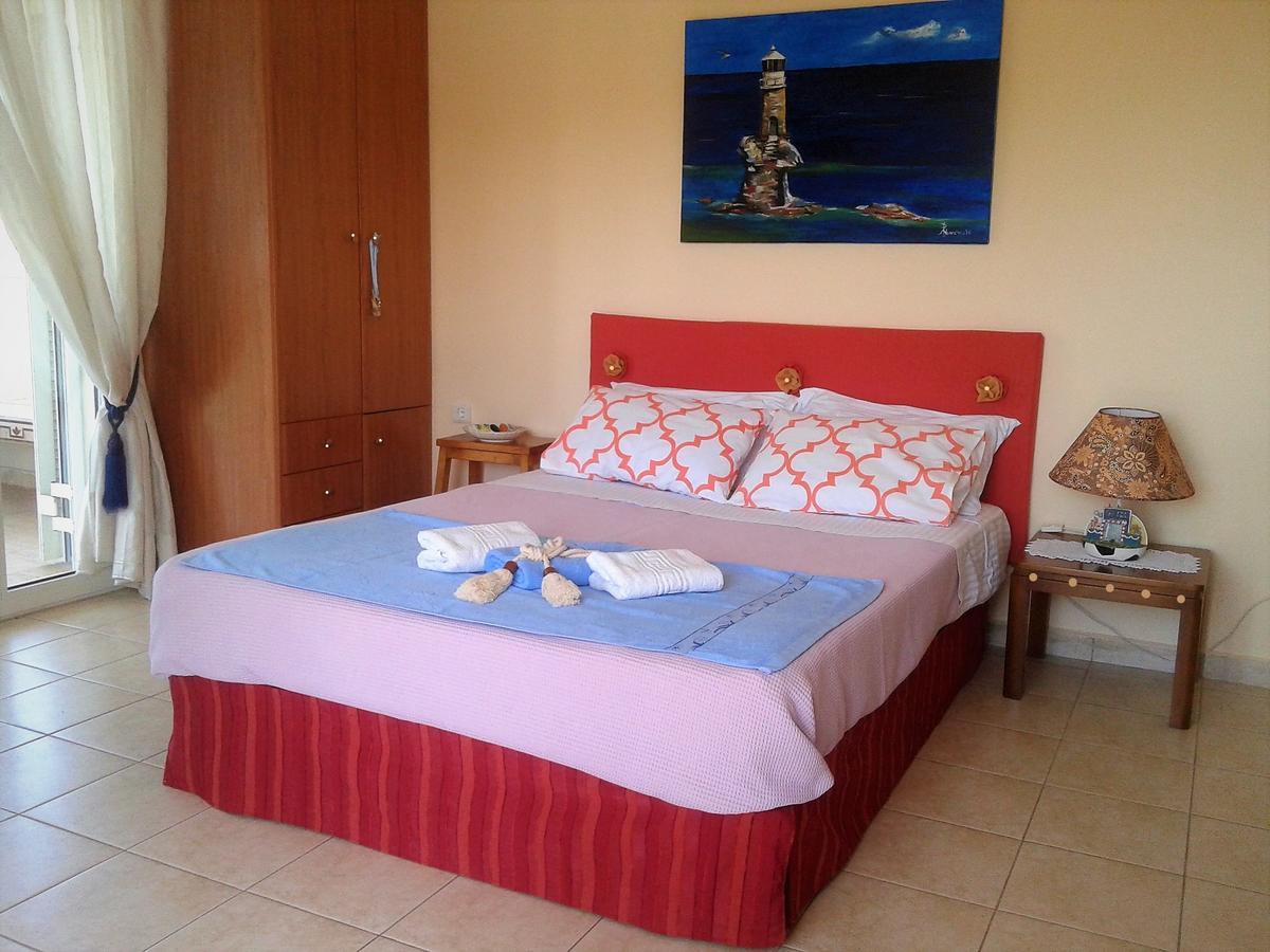 Palaiá Fókaia Angelina'S Home מראה חיצוני תמונה